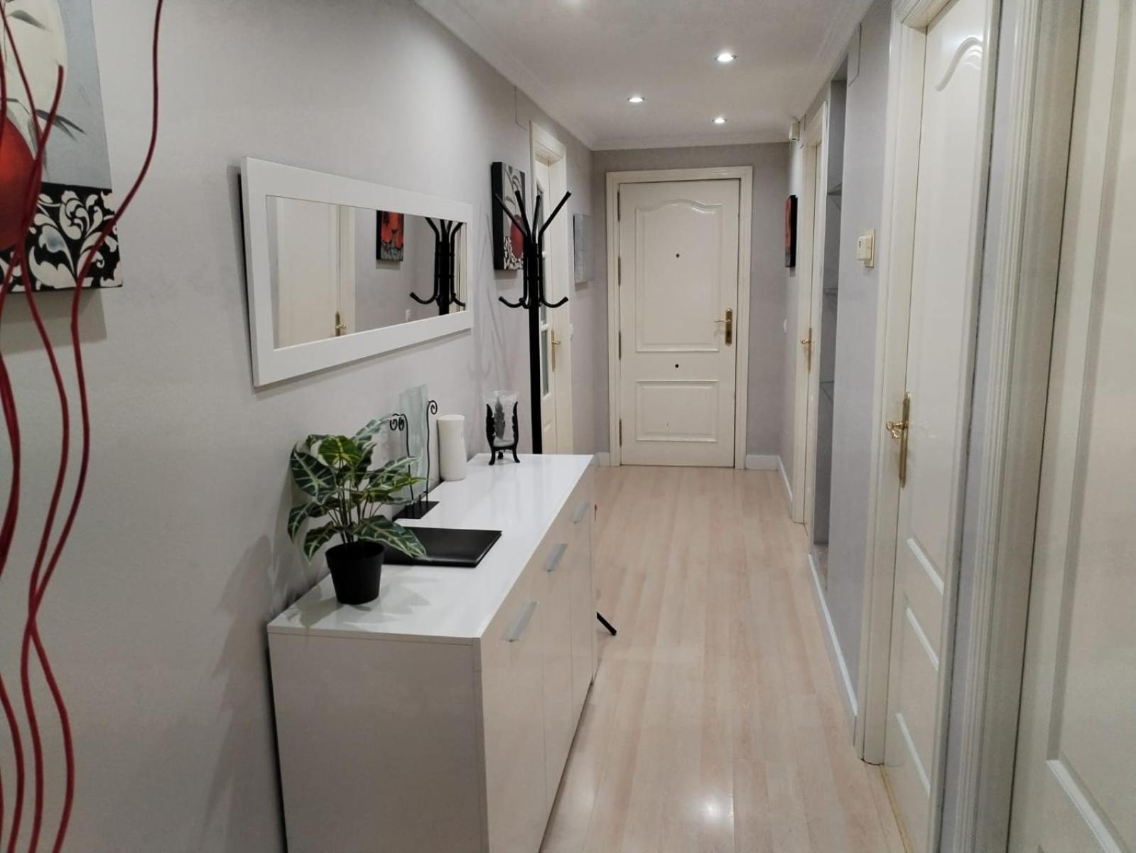 Apartamento Con Parking Privado Gratis Incluido Cordoba Exterior photo